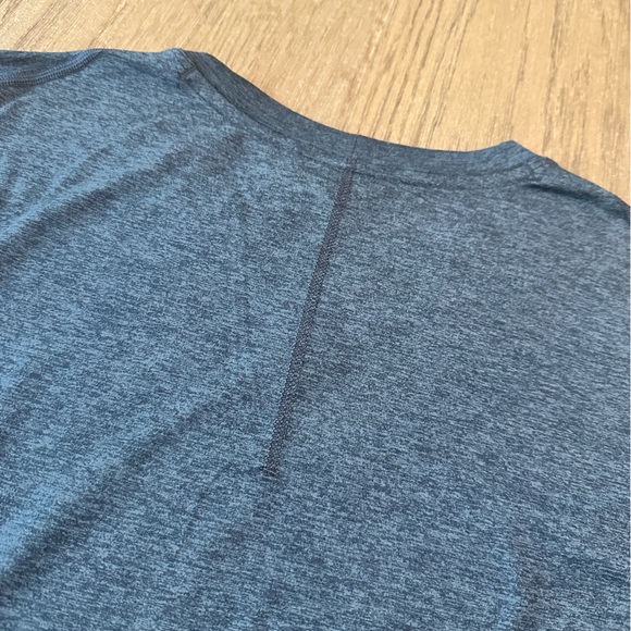 Lululemon Men’s Long Sleeve T-Shirt Size Medium Heathered Blue - Picture 7 of 9